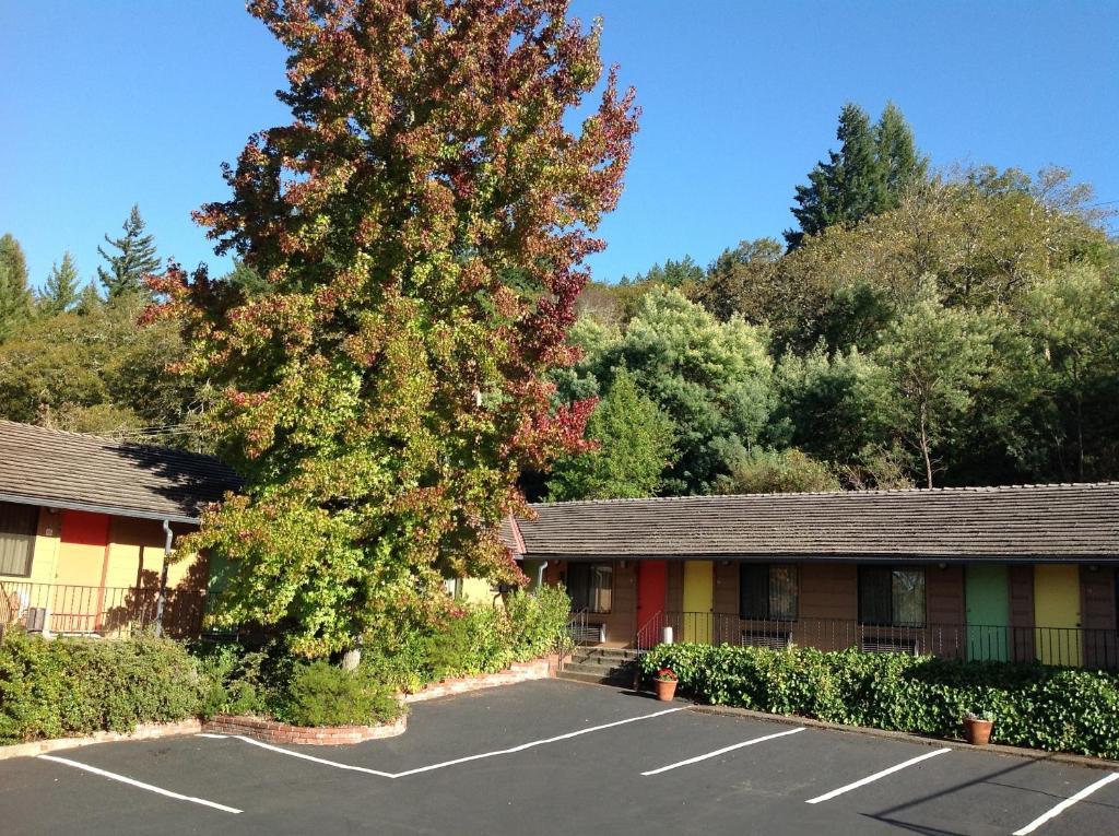 غاربرفيل Humboldt Redwoods Inn المظهر الخارجي الصورة